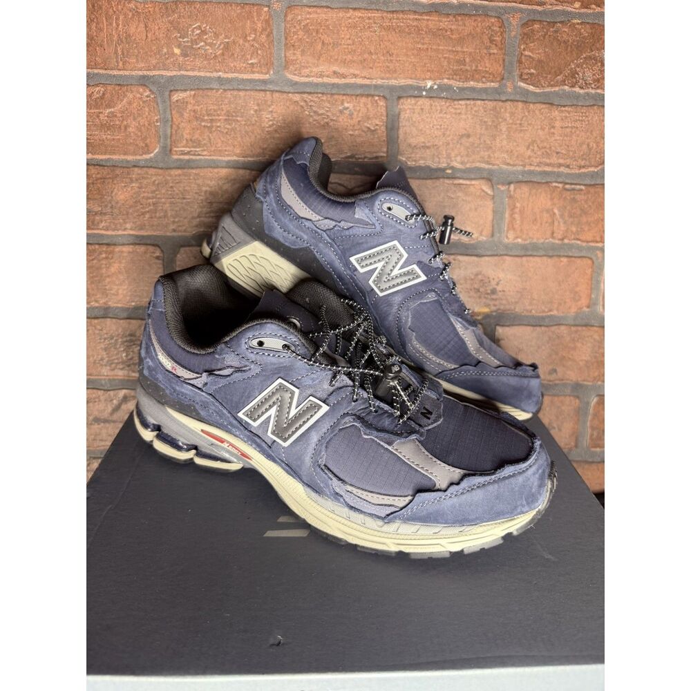 New Balance 2002R Protection Pack Navy Grey Mens 10.5